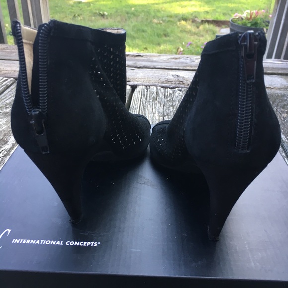 INC “Gutherie” See-through Peep Toe Booties - Picture 4 of 10